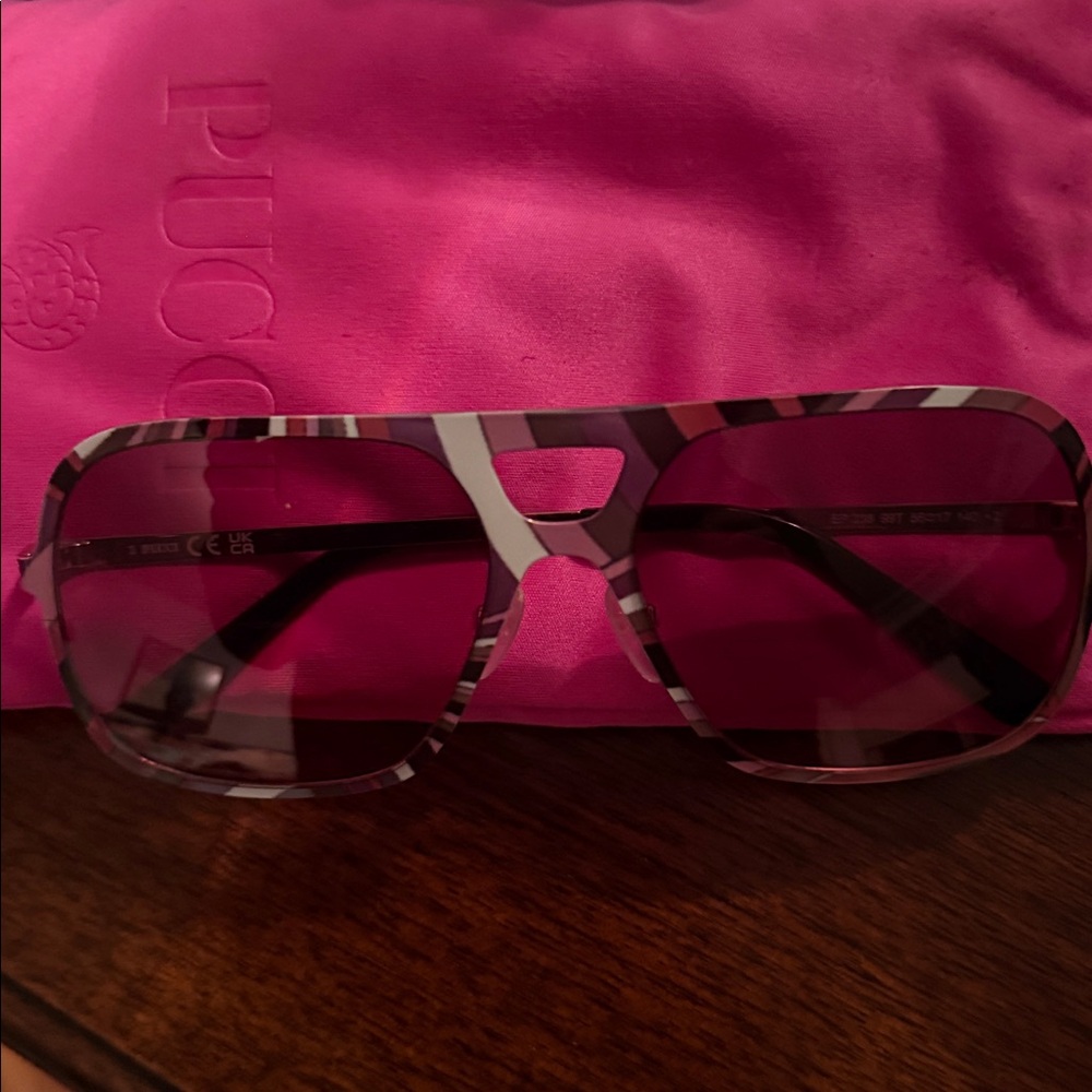 Emilio Pucci print sunglasses with a lightweight metal frame